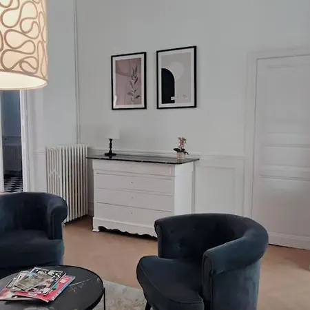 Nyaraló Grande Maison Bourgeoise La Fleche, Centre La Flèche