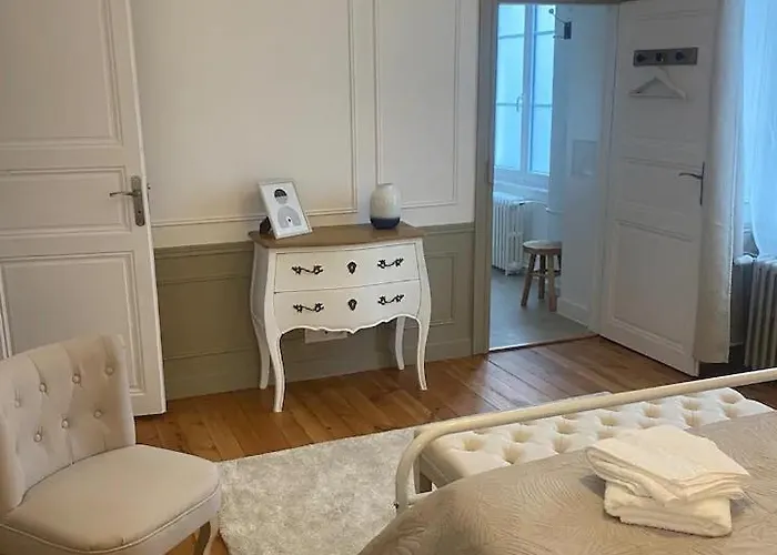 Grande Maison Bourgeoise La Fleche, Centre Σπίτι διακοπών *