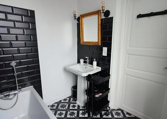 Grande Maison Bourgeoise La Fleche, Centre La Flèche